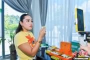夫妻婚姻泰国主播品三亚榴莲：“尝到了家乡味”